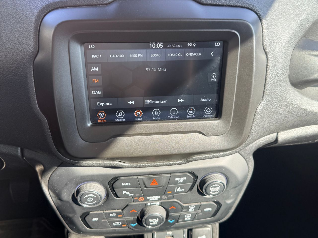 Jeep Renegade Limited 1.0 Turbo 88 kW - Foto 17