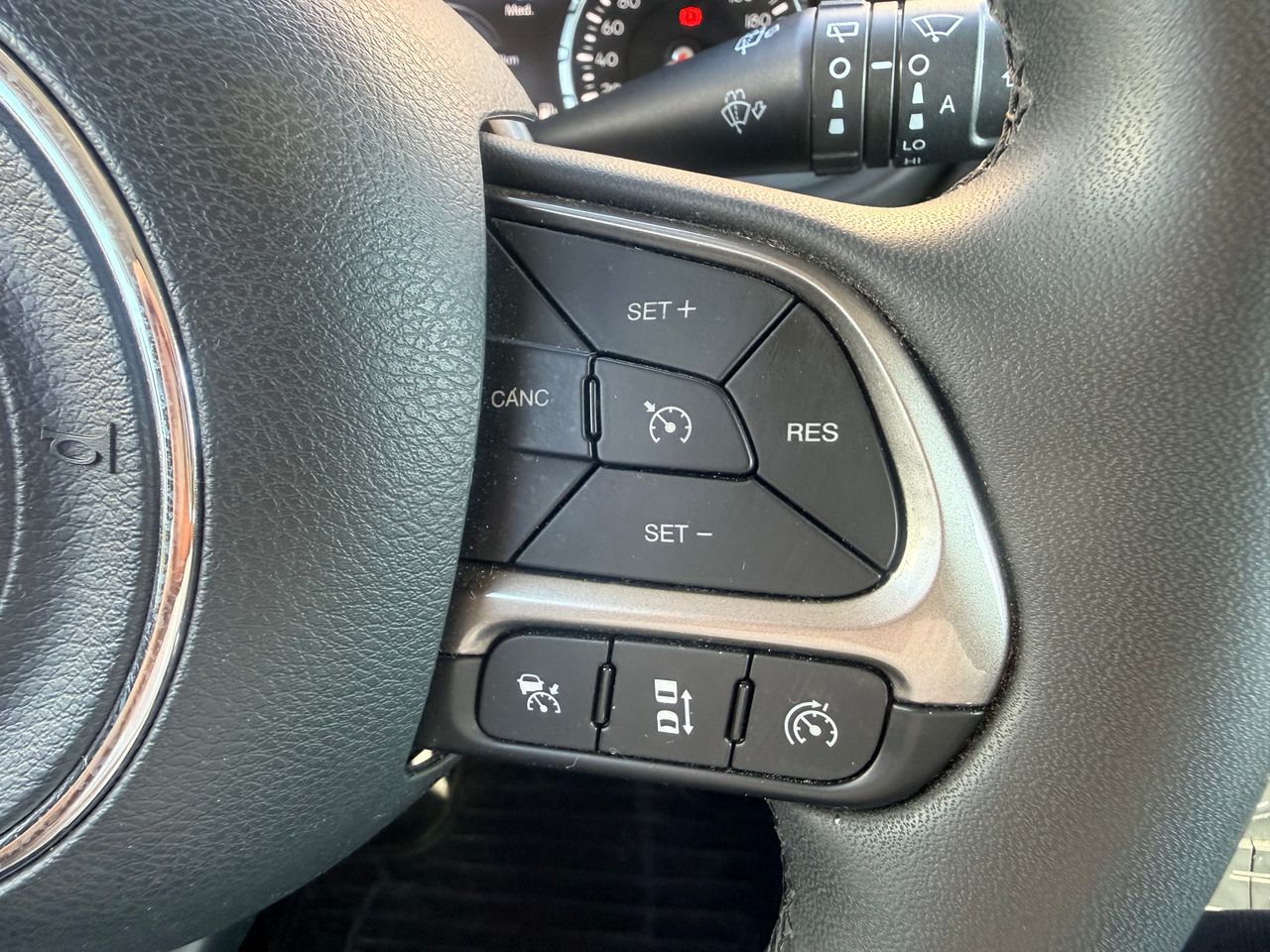 Jeep Renegade Limited 1.0 Turbo 88 kW - Foto 13