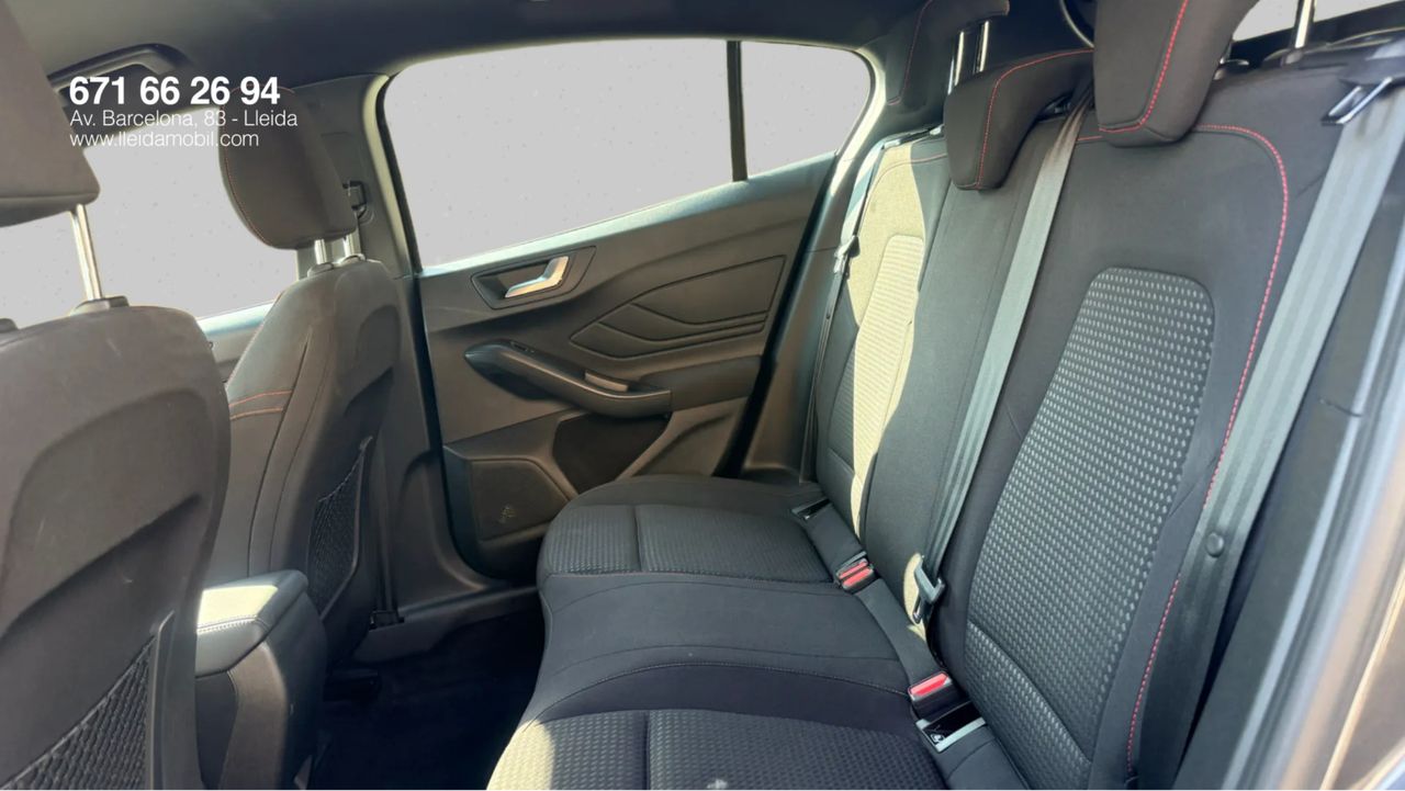 Ford Focus Berlina ST-Line 1.0 EcoBoost MHEV 92 kW - Foto 16