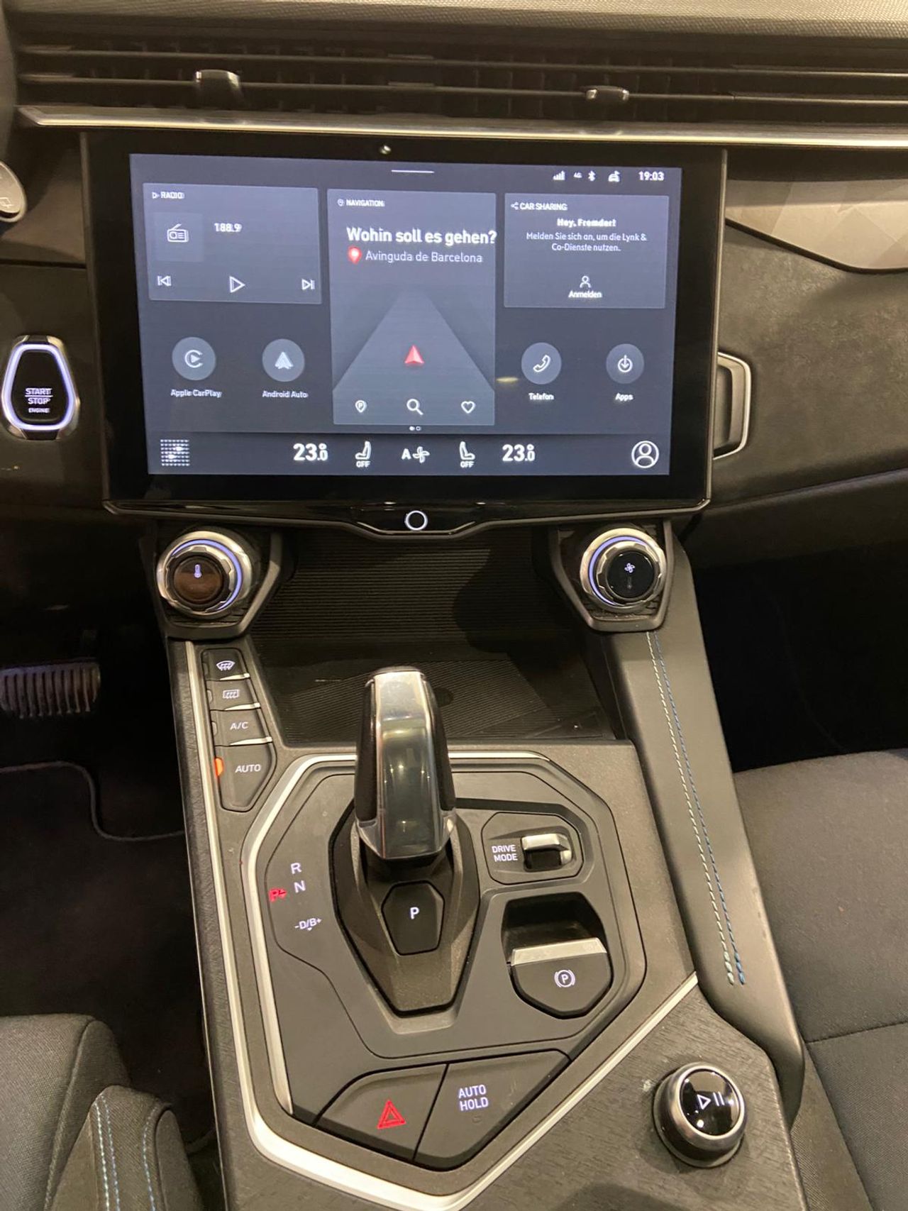 Lynk & Co 01 Híbrido eléctrico - Foto 10