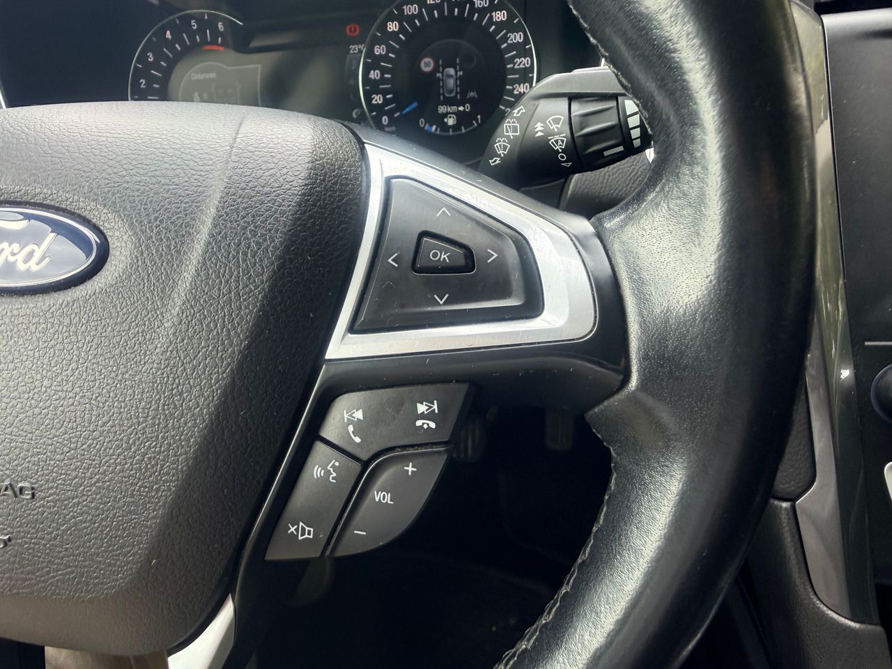 Ford Mondeo 5 puertas Titanium 2.0 TDCi 110 kW - Foto 13