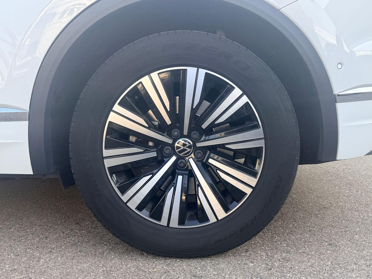 Volkswagen Touareg eHybrid Elegance 3.0 V6 TSI 4MOTION 280 kW - Foto 13
