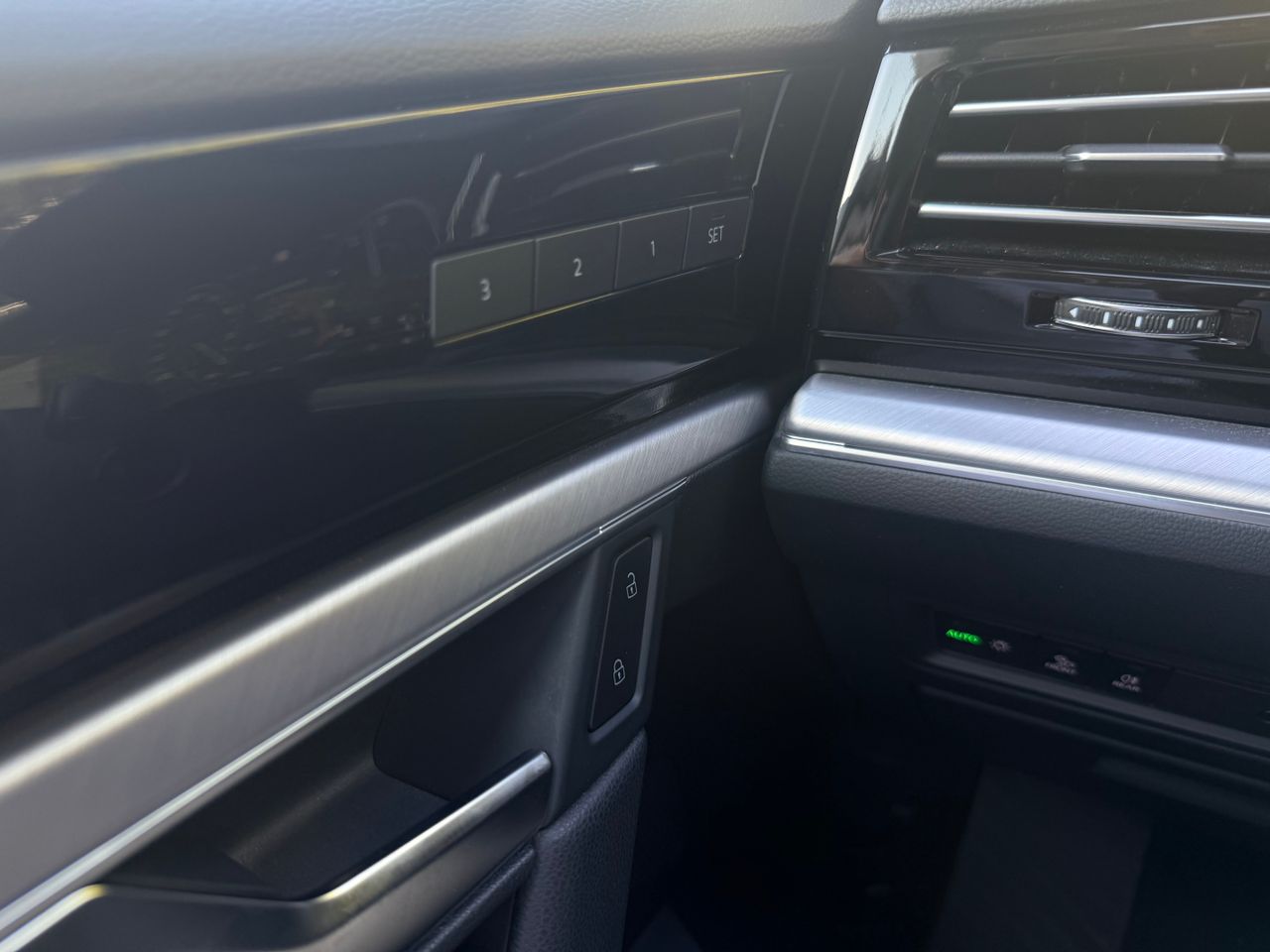 Volkswagen Touareg eHybrid Elegance 3.0 V6 TSI 4MOTION 280 kW - Foto 24