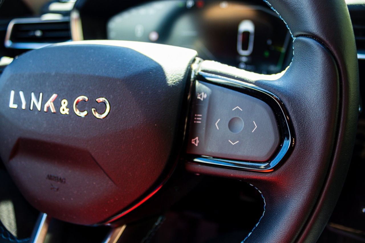 Lynk & Co 01 Híbrido eléctrico - Foto 13