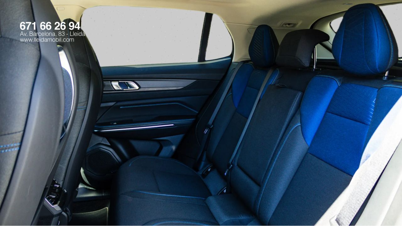 Lynk & Co 01 Híbrido eléctrico - Foto 16