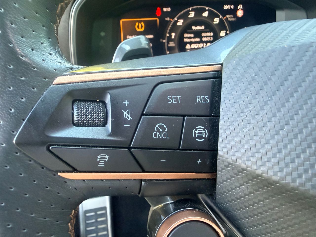 Cupra León 5p 1.5 eTSI 110 kW - Foto 11