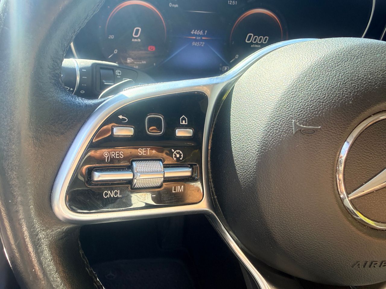 Mercedes GLC 200 4MATIC - Foto 11