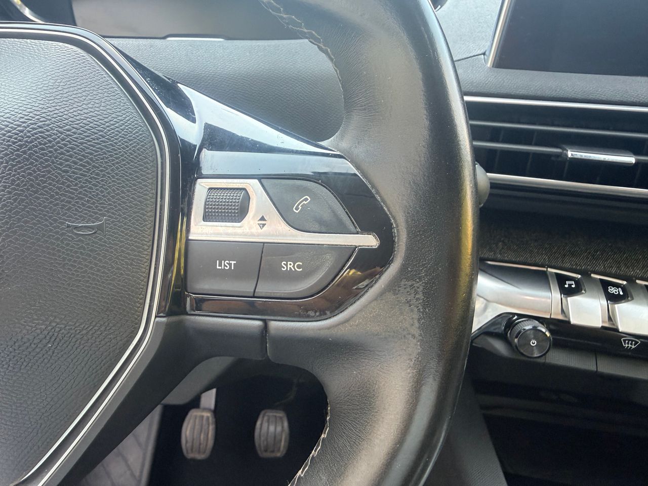 Peugeot 3008 Allure 1.2 PureTech 130 S&S - Foto 13