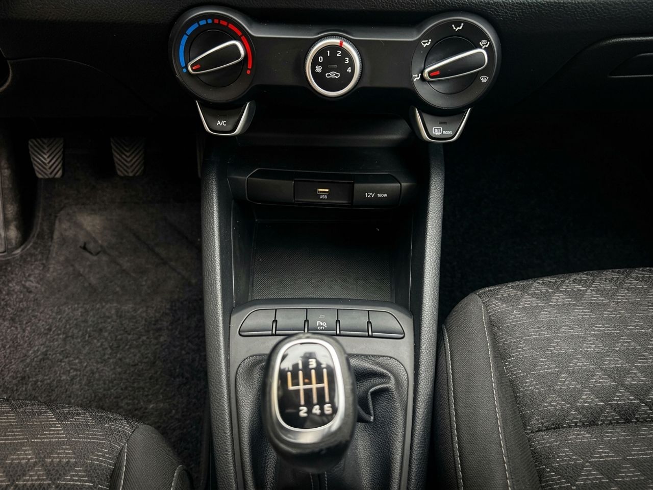 Kia Rio 1.0 T-GDi MHEV iMT 74 kW - Foto 16