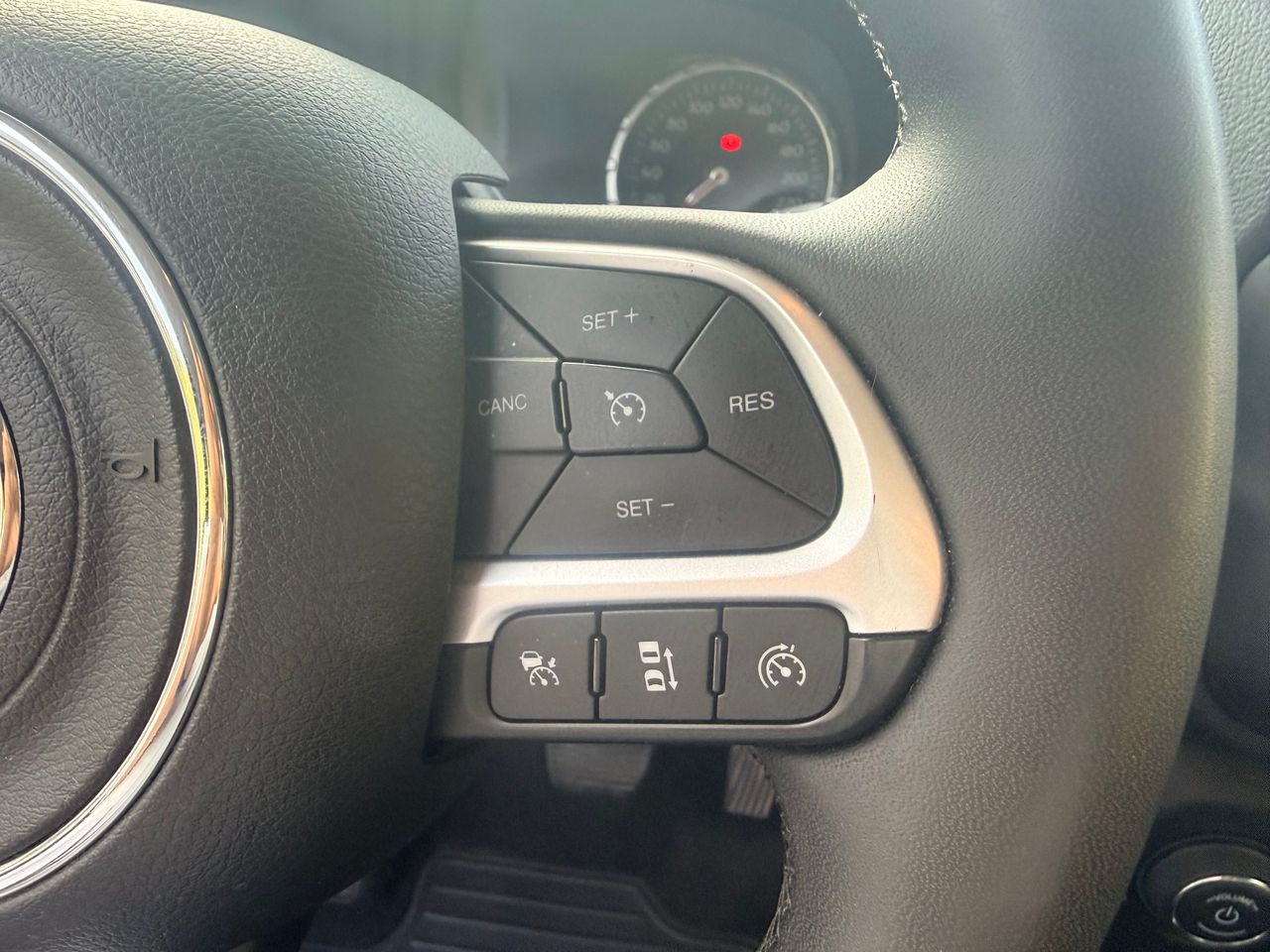 Jeep Renegade Limited 1.5 e-Hybrid 130 CV DDCT - Foto 13