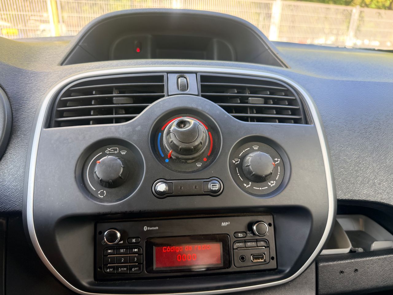 Renault Kangoo Combi Emotion dCi 75 CV - Foto 13