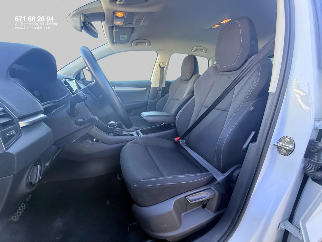 Skoda Karoq Design 1.5 TSI 110 kW - Foto 10