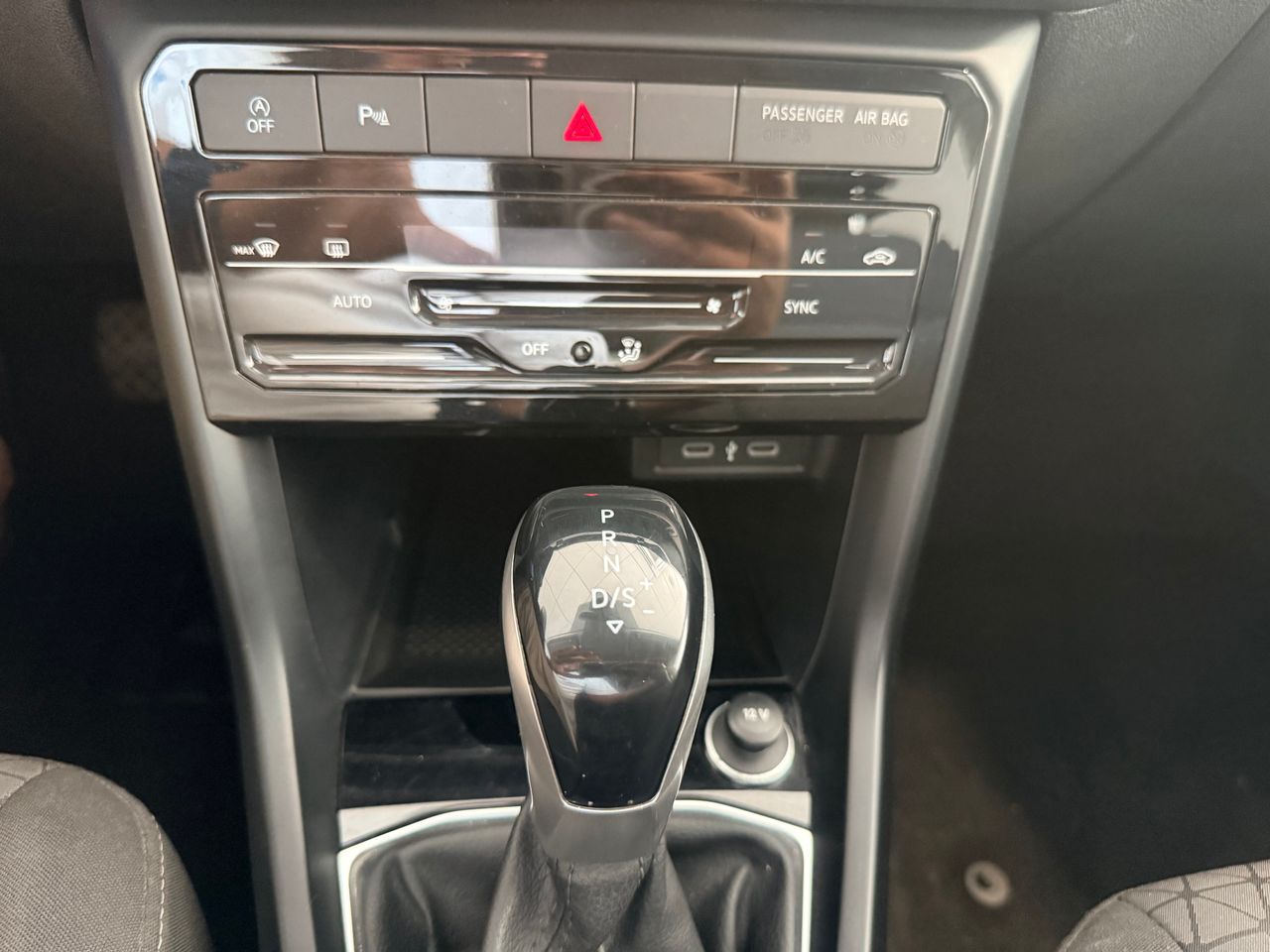 Volkswagen T-Cross Advance 1.0 TSI 81 kW - Foto 16