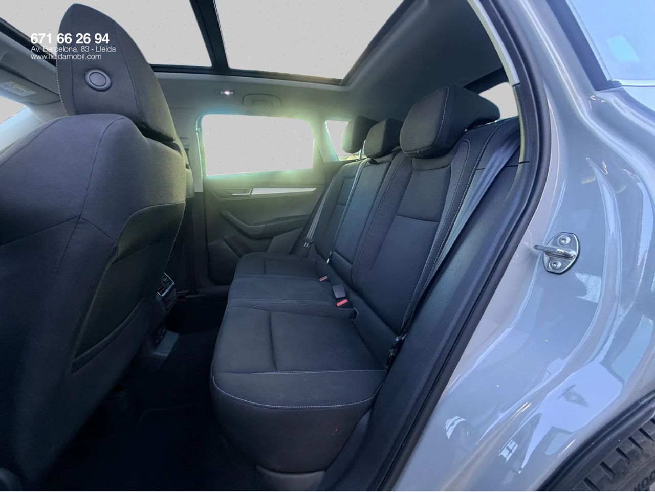 Skoda Karoq Design 1.5 TSI 110 kW - Foto 19