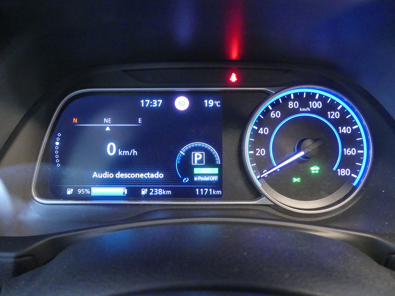 Nissan Leaf 150PS TEKNA 40KWH PROPILOT 150 5P - foto 29