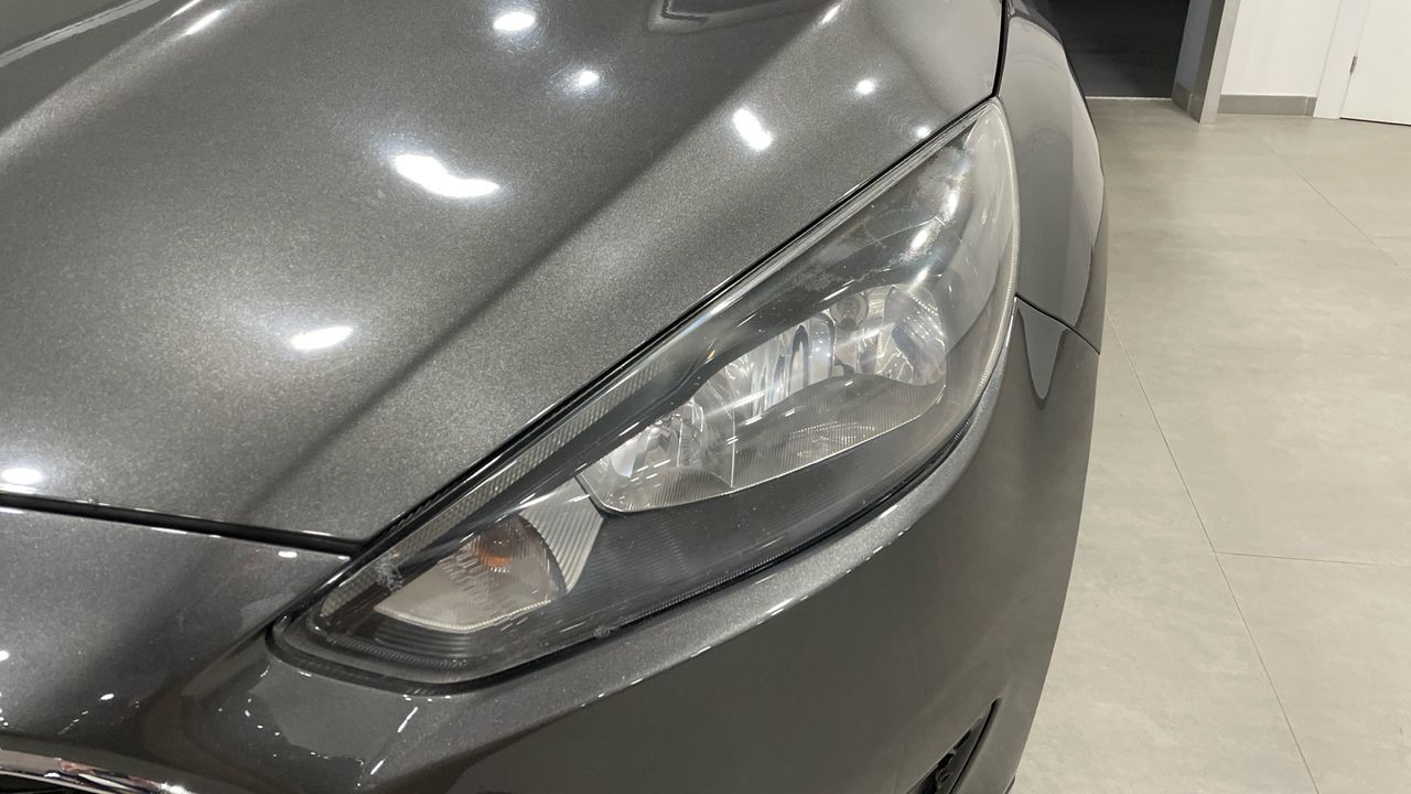 Ford Focus 1.0 ECOBOOST 125 TREND - foto 18