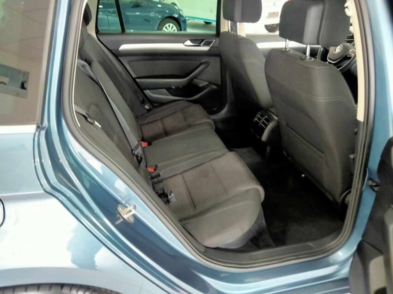 VOLKSWAGEN PASSAT ADVANCE 2.0 TDI DSG VARIANT (150CV) - foto 19