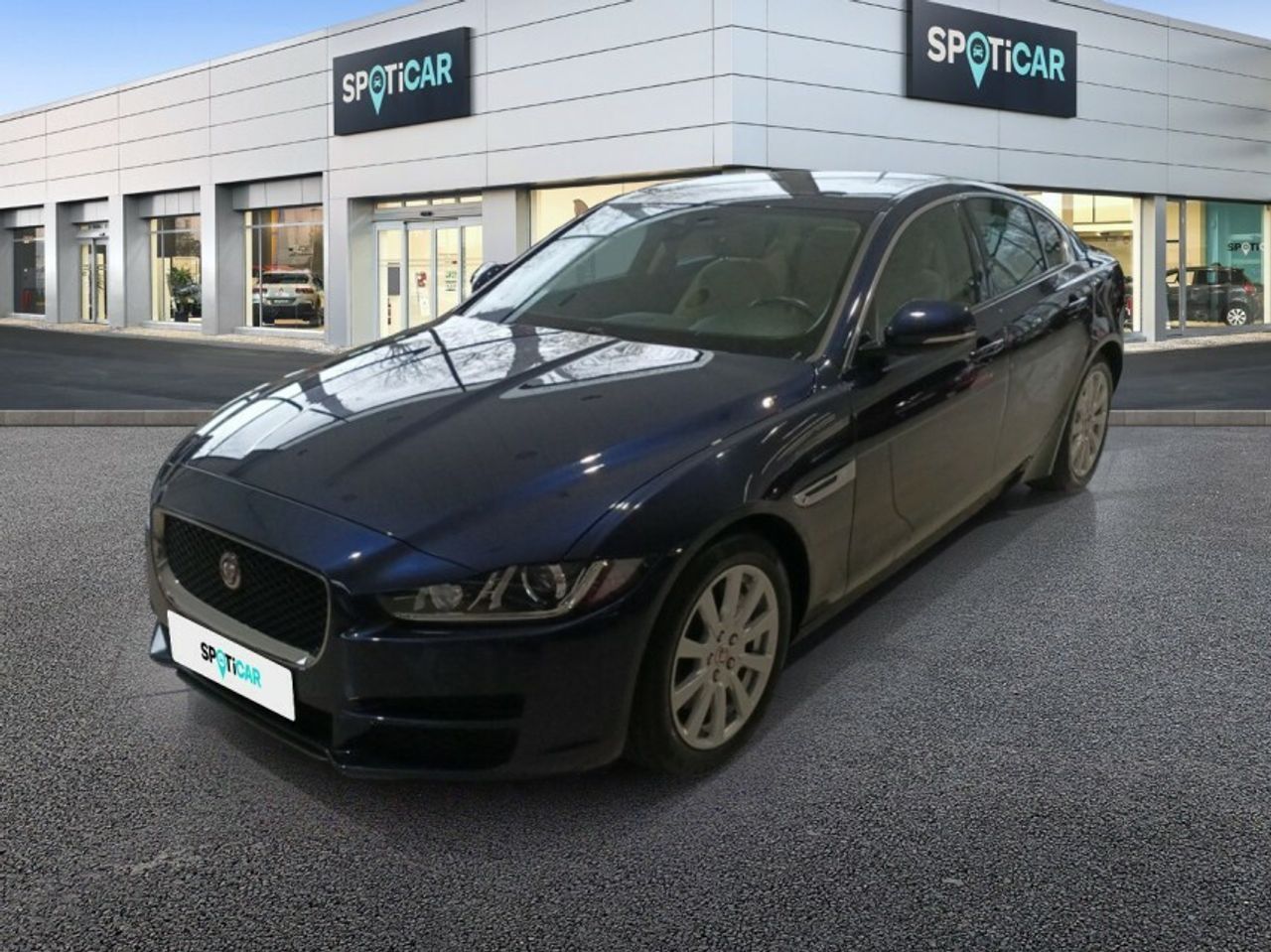 jaguar xe 2018 / foto grande (2)