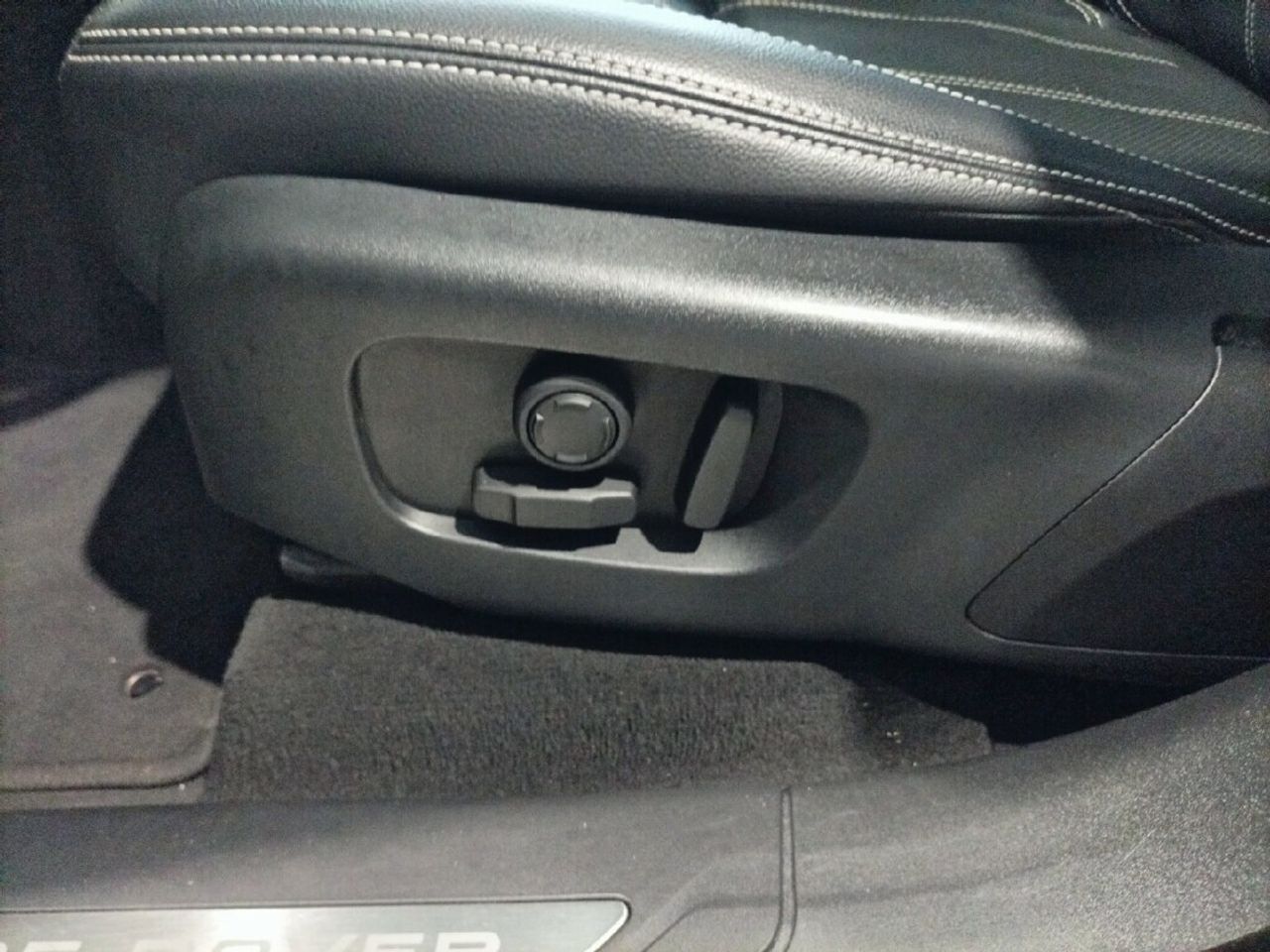 LAND-ROVER RANGE ROVER VELAR 2.0D I4 S 4WD AUTO (204CV) - foto 15