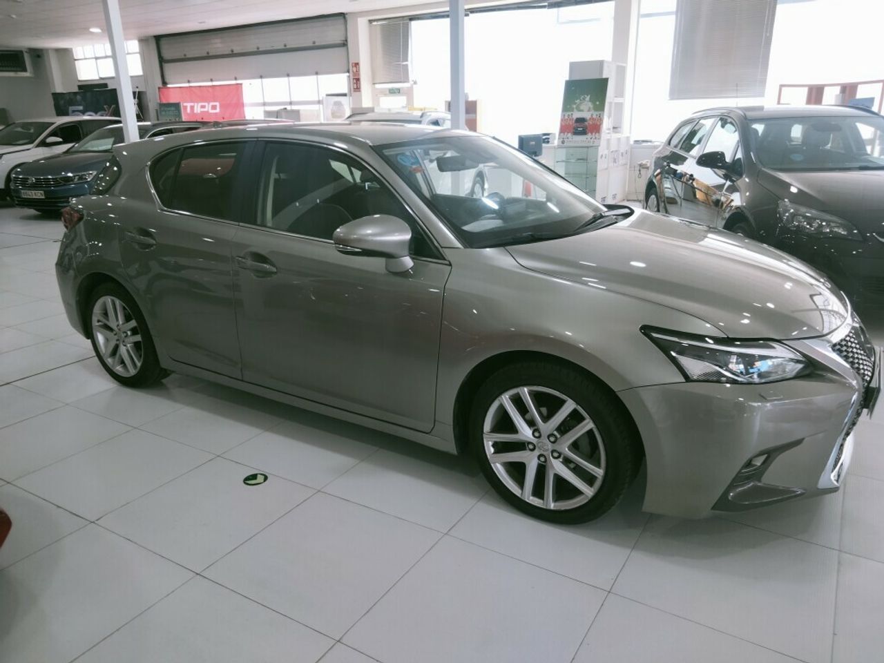 lexus ct 2018 / foto grande (2)