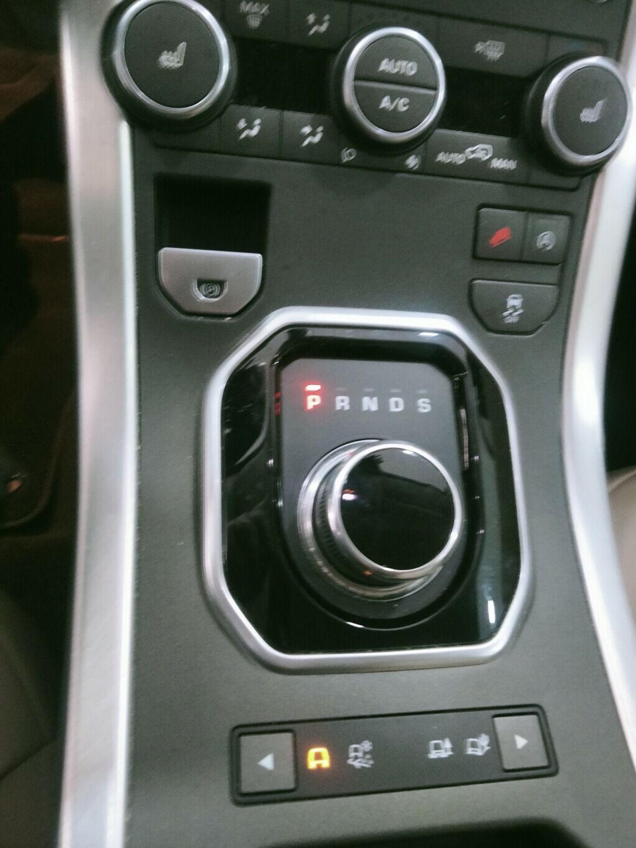 LAND-ROVER RANGE ROVER EVOQUE 2.0L TD4 4X4 SE DYNAMIC AUTO ( - foto 14