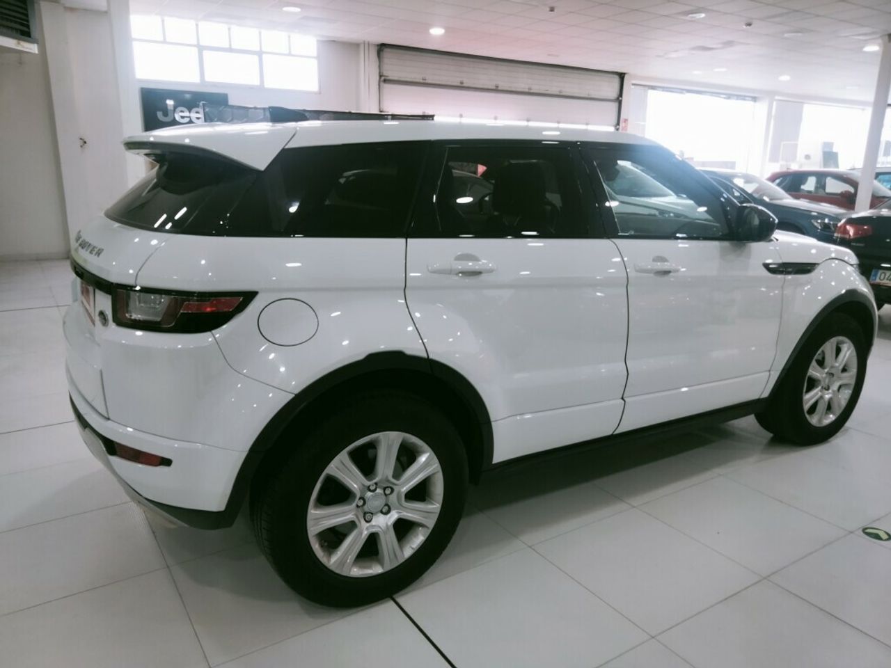 LAND-ROVER RANGE ROVER EVOQUE 2.0L TD4 4X4 SE DYNAMIC AUTO ( - foto 7