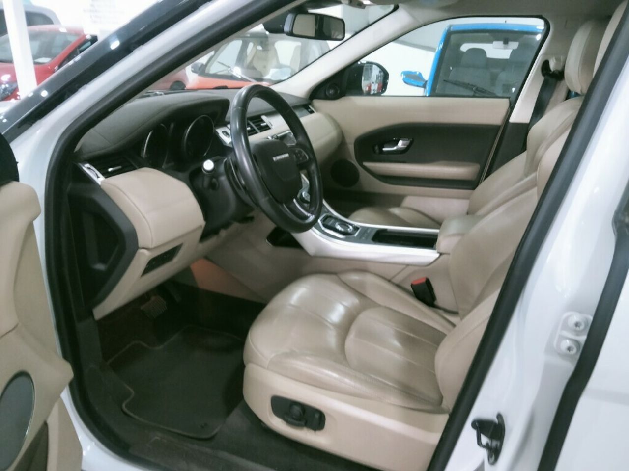 LAND-ROVER RANGE ROVER EVOQUE 2.0L TD4 4X4 SE DYNAMIC AUTO ( - foto 17