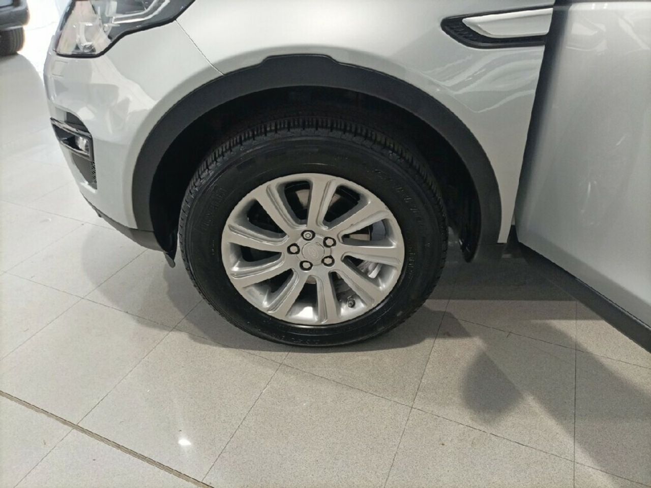 LAND-ROVER DISCOVERY SPORT TD4 4WD HSE AT (150CV) - foto 8
