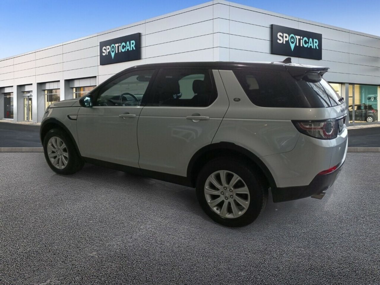 LAND-ROVER DISCOVERY SPORT TD4 4WD HSE AT (150CV) - foto 5