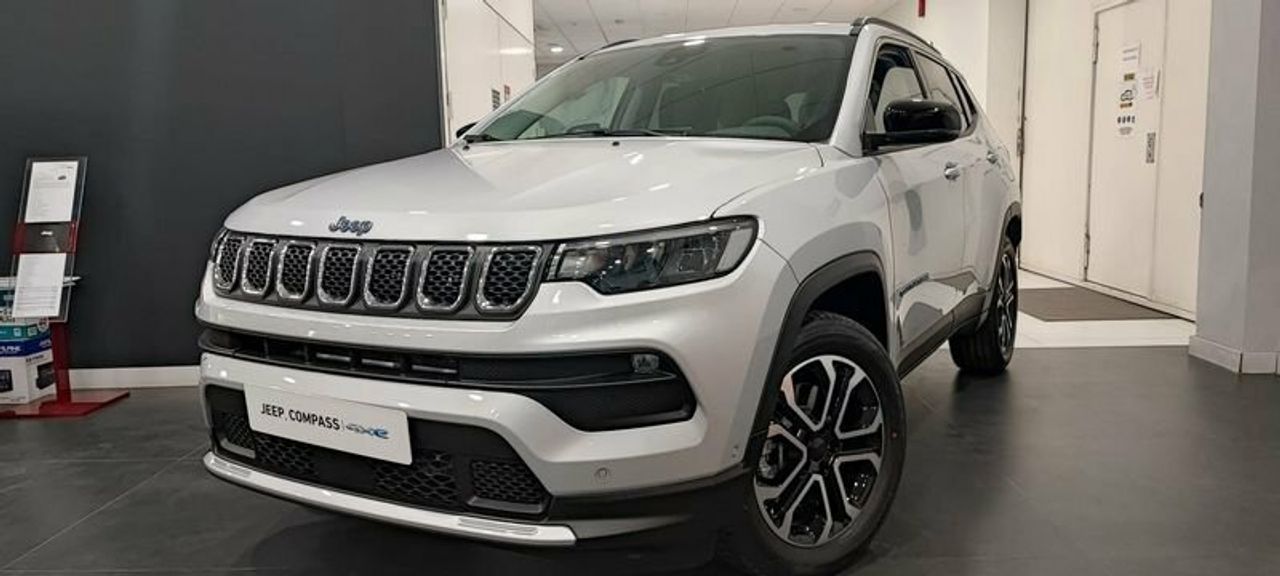 Xc40 sensores de aparcamiento  de segunda mano - jeep compass 2023 /