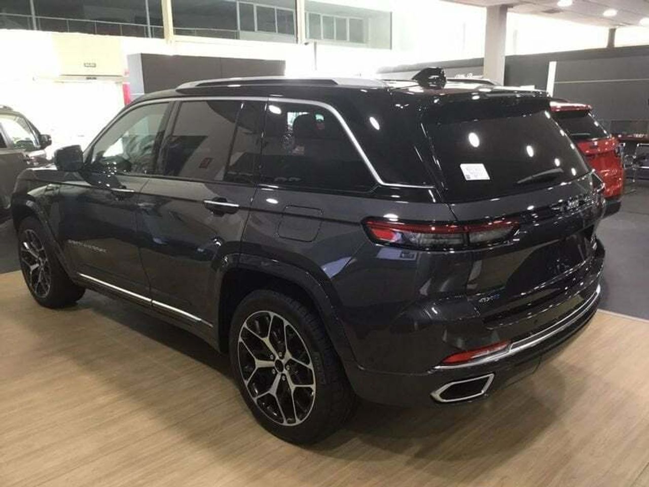 jeep grand cherokee 2025 / foto grande (2)