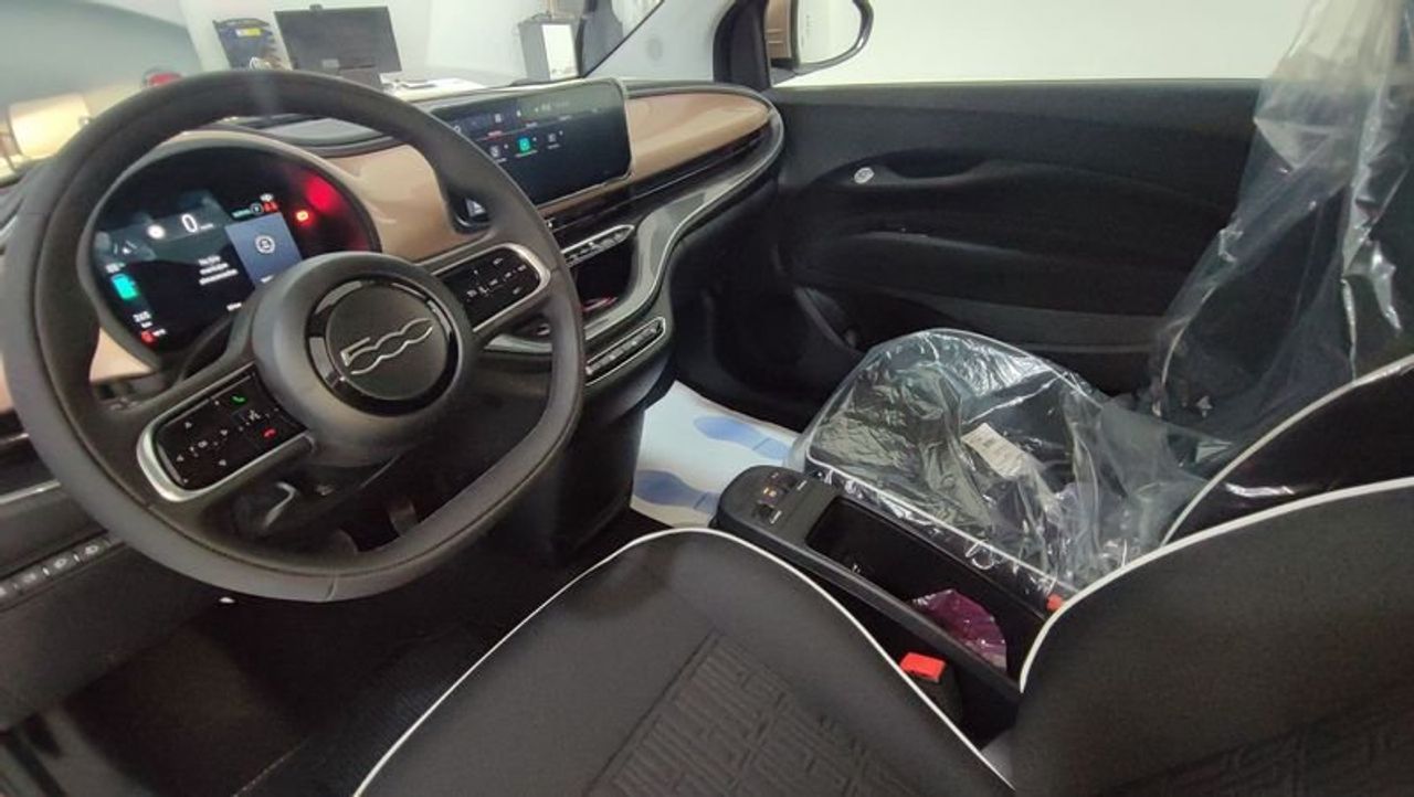 Fiat 500 320km 118cv Auto. - foto 10