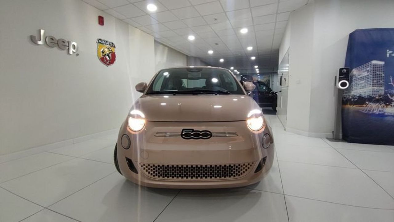 Fiat 500 320km 118cv Auto. - foto 9