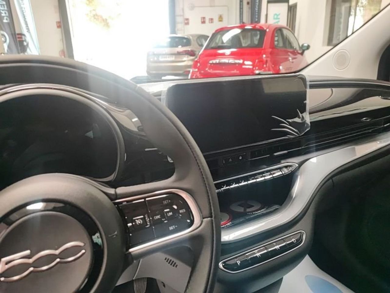 Fiat 500 320km 118cv Auto. Icon - foto 11