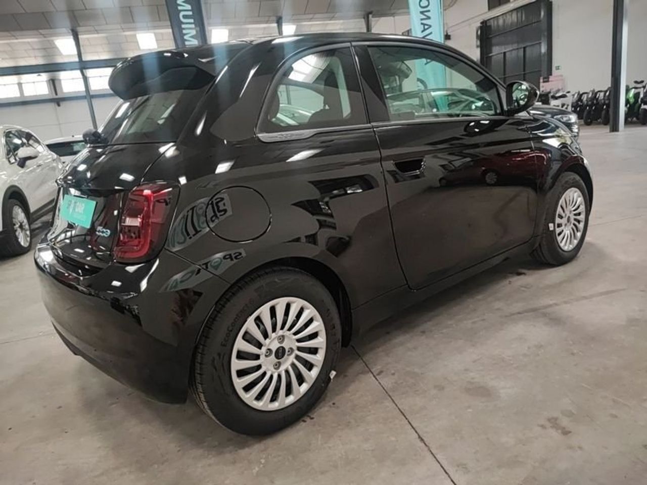 Fiat 500 320km 118cv Auto. Icon - foto 22