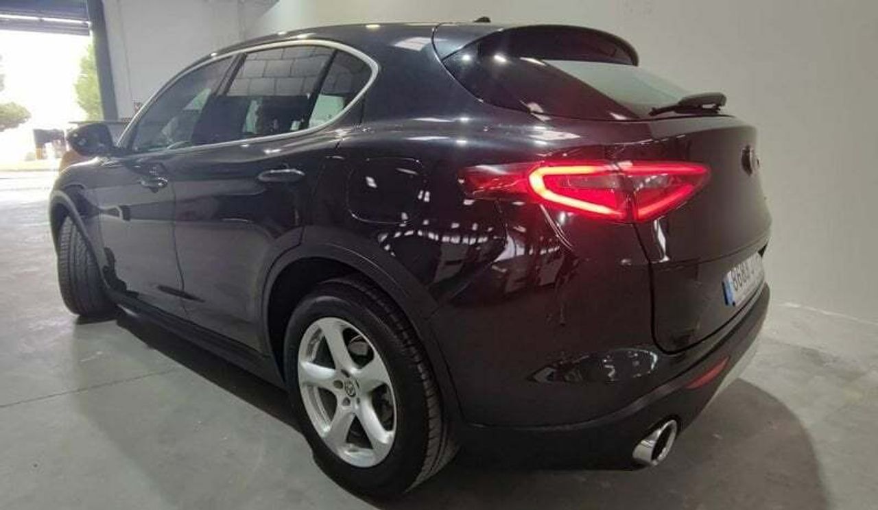 alfa romeo stelvio 2017 / foto grande (3)