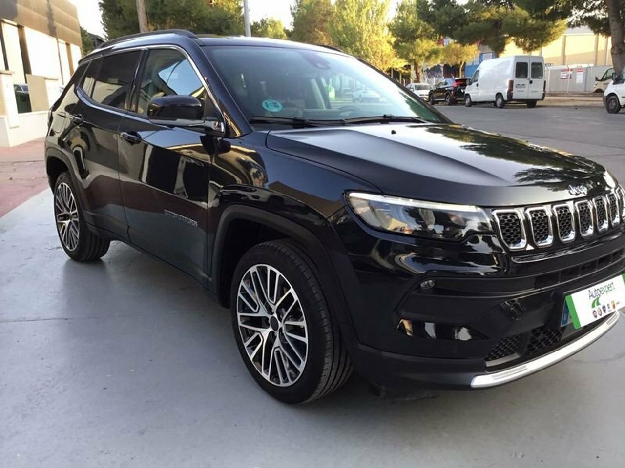 jeep compass 2021 / foto grande (2)