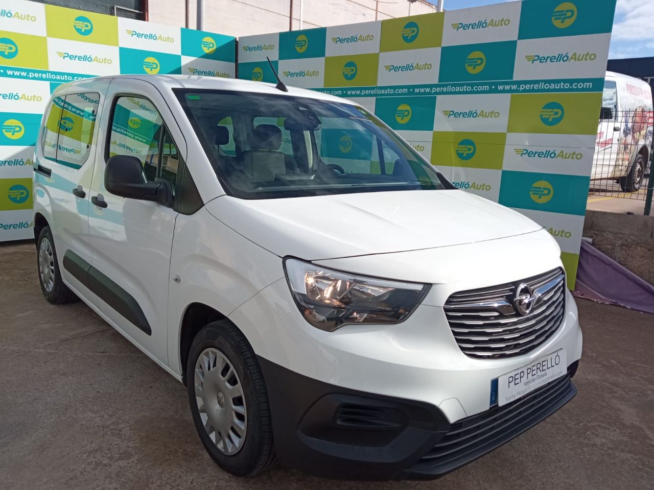 opel combo life 2019 /