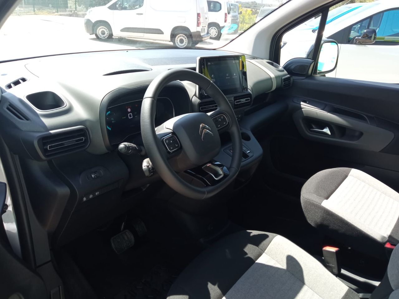 Citroën ë-Berlingo TALLA M 50 KW/HORA SHINE  - Foto 7