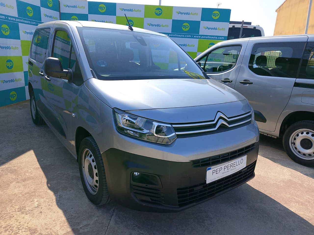 Foto citroën berlingo 2024 /