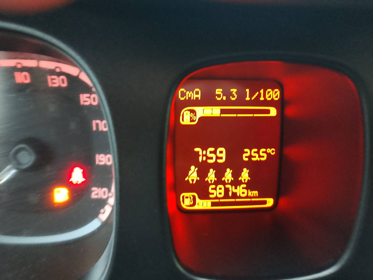 Fiat Panda CITY LIFE 1.0 HIBRIDO 70 CV  - Foto 8