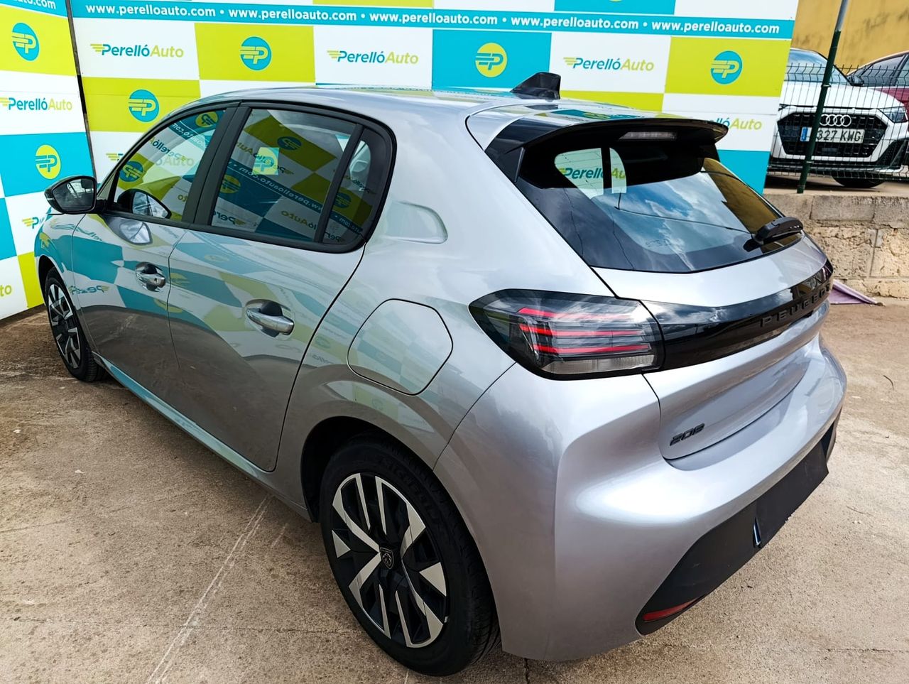 Peugeot 208 ACTIVE GASOLINA 100 S@S 6VEL  - Foto 5