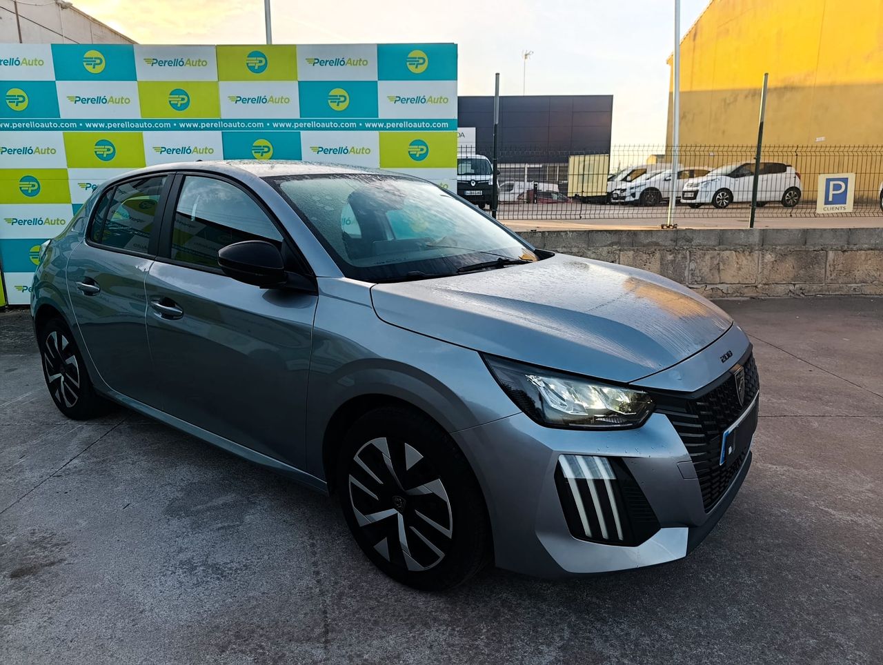 Peugeot 208 ACTIVE GASOLINA 100