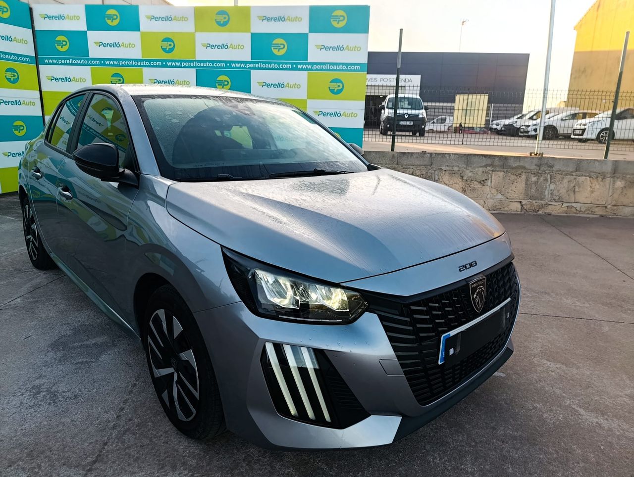 Peugeot 208 ACTIVE GASOLINA 100