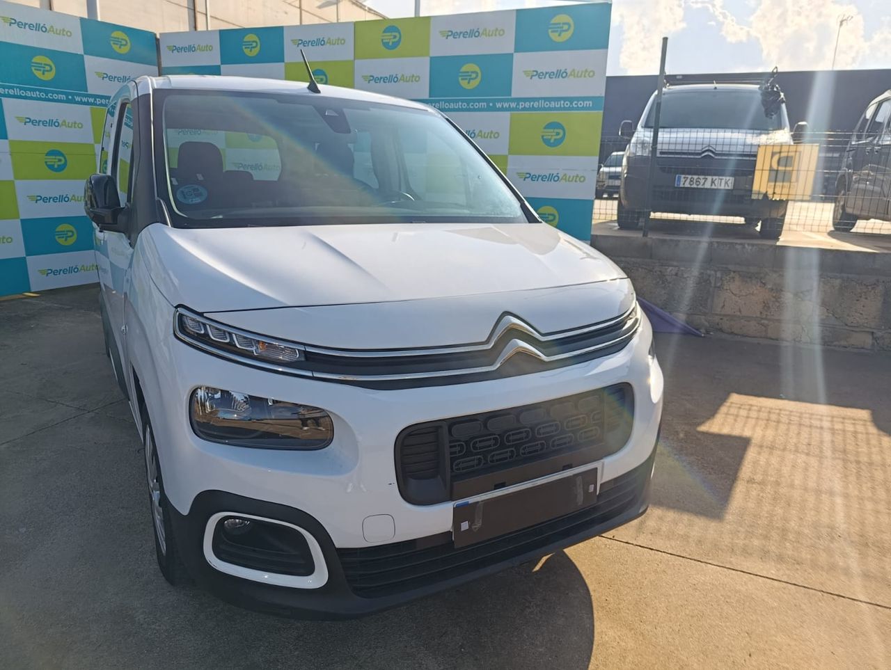 Citroën Berlingo 1.5 BHDI 100 S@S FEEL  - Foto 3