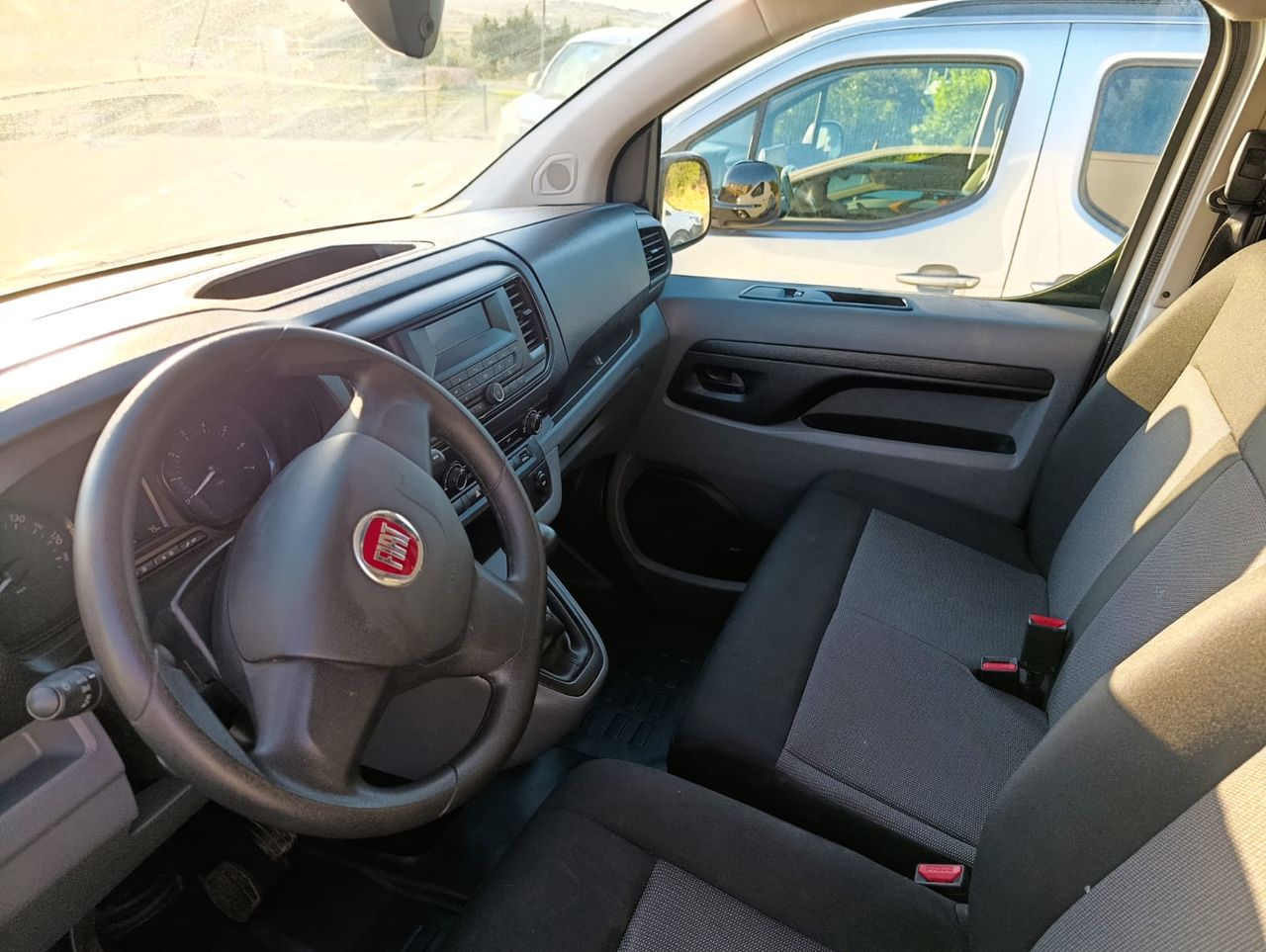 Fiat Scudo 1.5 100 CV MT BUSINESS - Foto 9