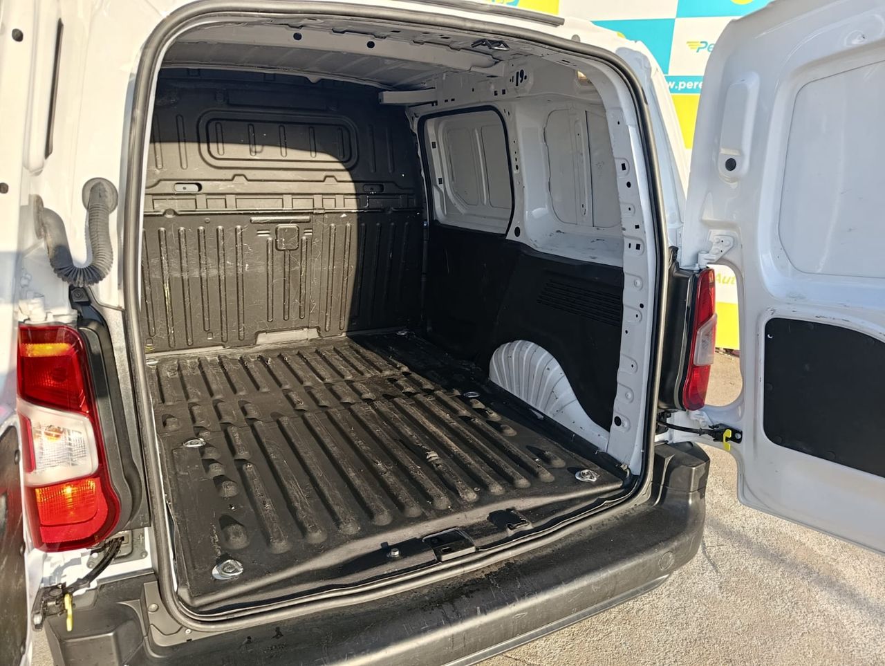 Peugeot Partner 1.5 BLUEHDI 100 - Foto 7