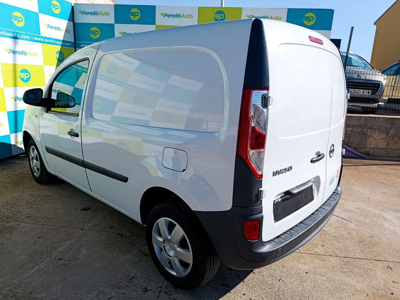 Nissan NV250 FURGON 1.5 DCI 95 CV - Foto 6