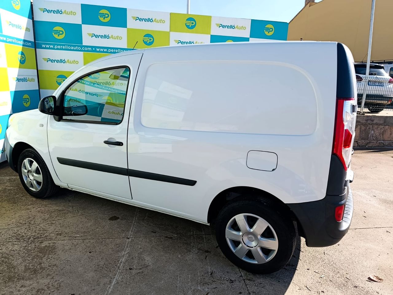 Nissan NV250 FURGON 1.5 DCI 95 CV - Foto 5