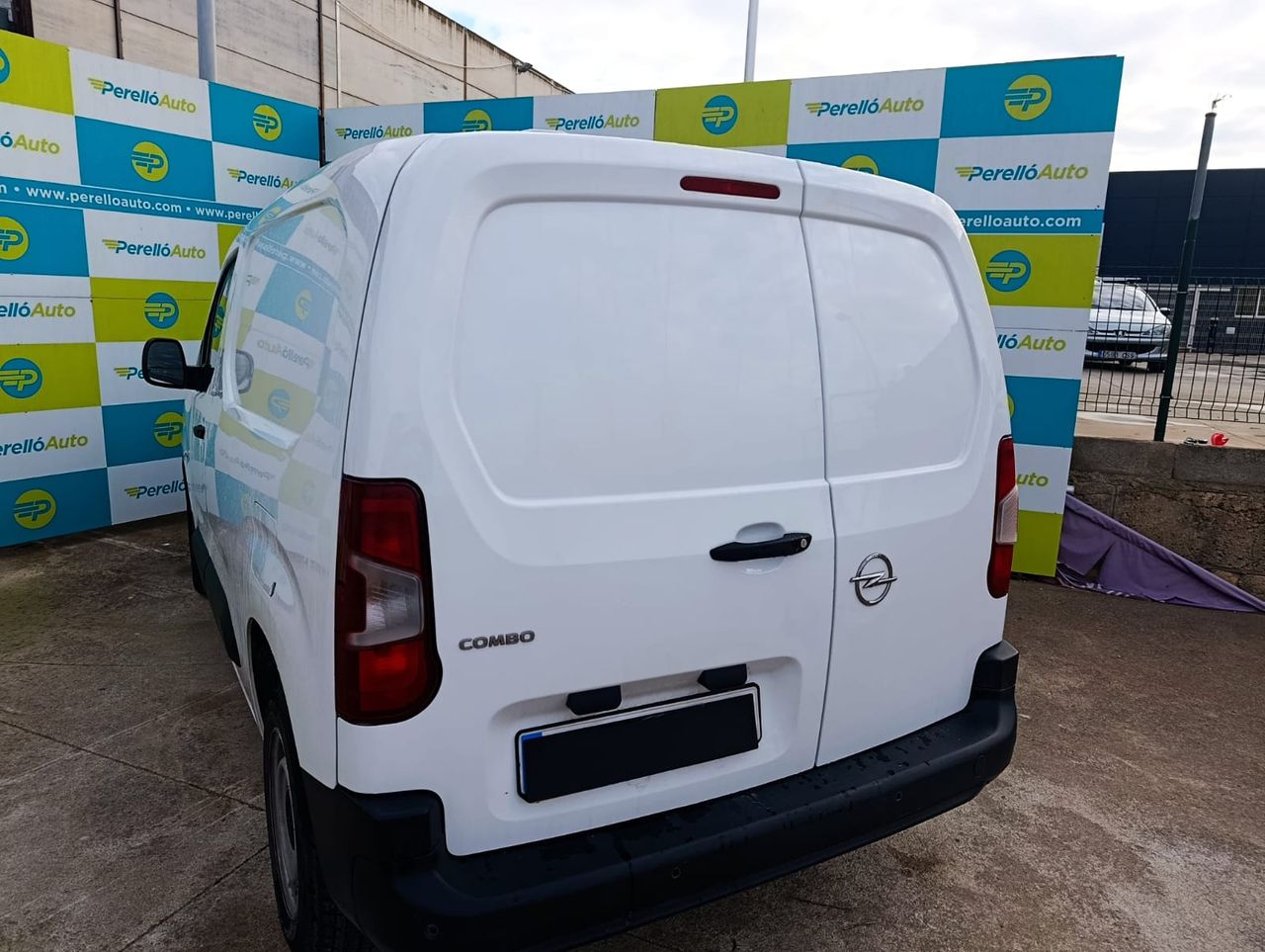 Opel Combo Cargo Combo Life Elegance L 1.5 TD 75 kW (100 CV) Start/Stop - Foto 7